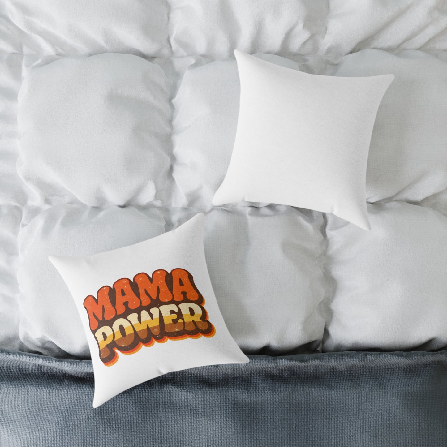 MAMA POWER Quadratisches Poly-Canvas-Kissen — Kühnes Mama Power Dekokissen