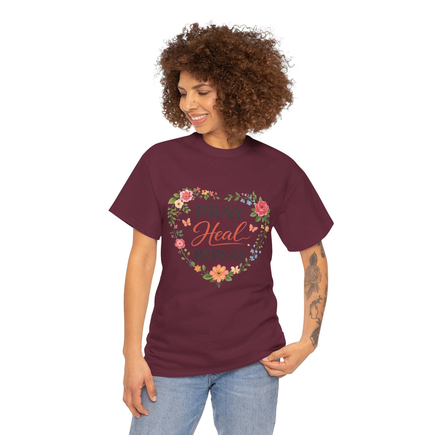 T-Shirt „Pray Heal Repeat“ – Inspirierendes T-Shirt mit Glaubensmotiv