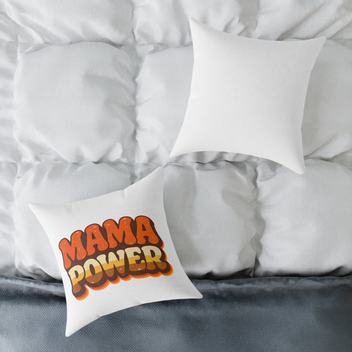 MAMA POWER Quadratisches Poly-Canvas-Kissen — Kühnes Mama Power Dekokissen