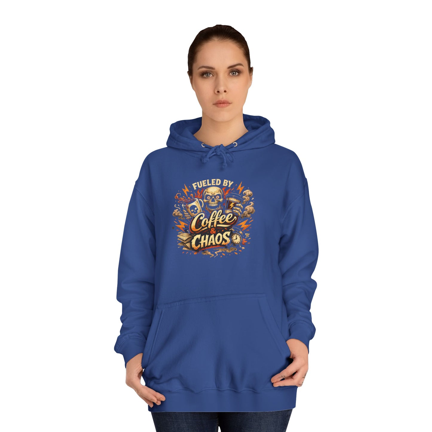Fueled by Coffee and Chaos Hoodie – College Student Hoodie mit Grafik