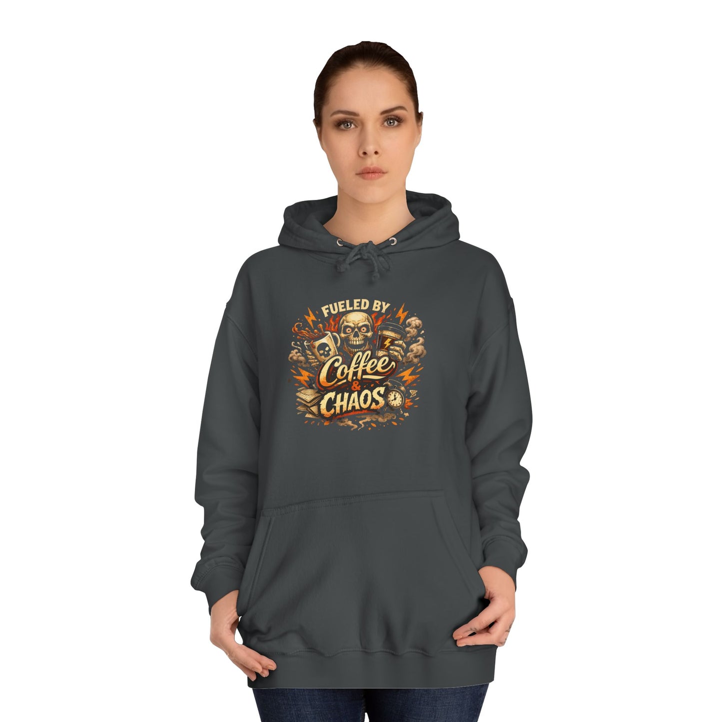 Fueled by Coffee and Chaos Hoodie – College Student Hoodie mit Grafik